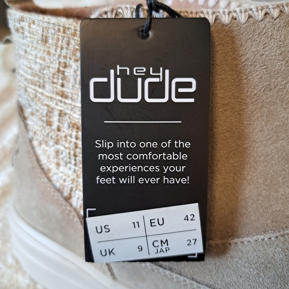 Hey Dude Mel Boots Sand Beige Suede Leather Platform Slip On Ankle Booties Sz 11 - Picture 13 of 15